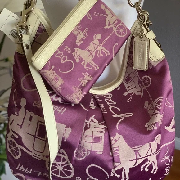 RARE NWT Coach Horse and Carriage Hobo/Crossbody & Matching Wristlet - Picture 6 of 12